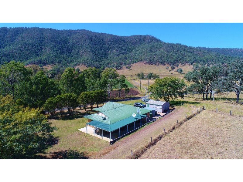 280 Mulgowie Rd, Townson QLD 4341