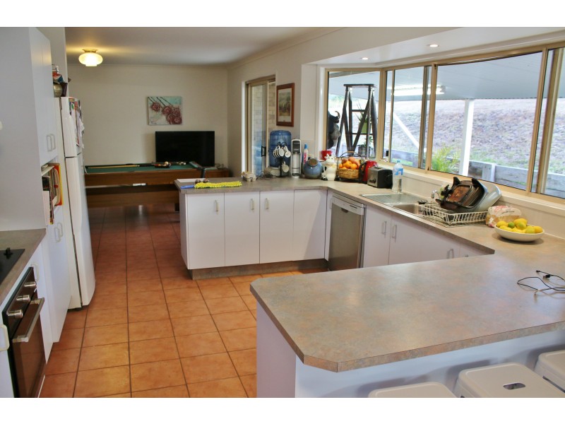 280 Mulgowie Rd, Townson QLD 4341