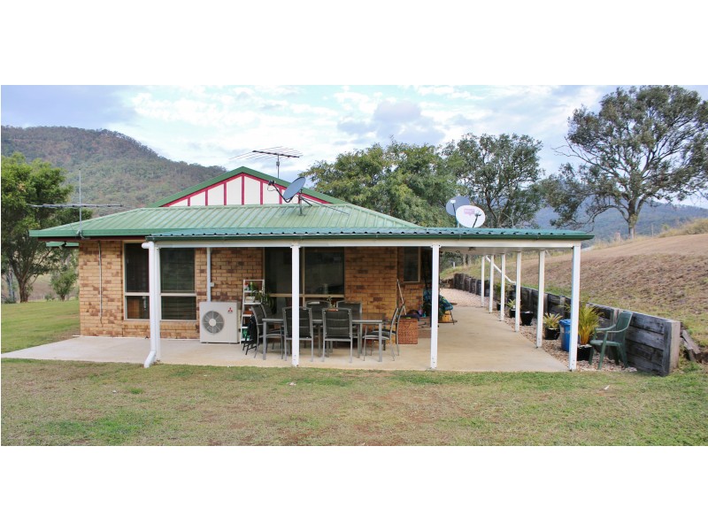 280 Mulgowie Rd, Townson QLD 4341