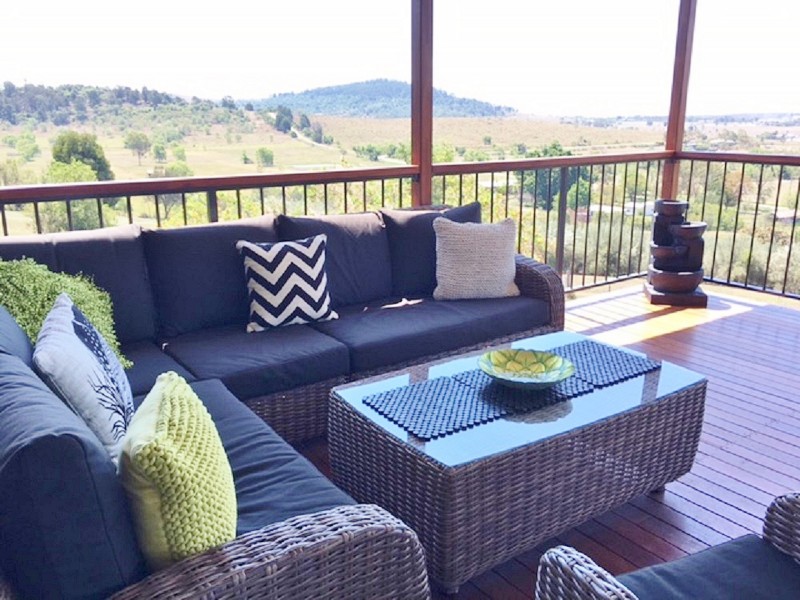 15 Stokes Ct, Summerholm QLD 4341