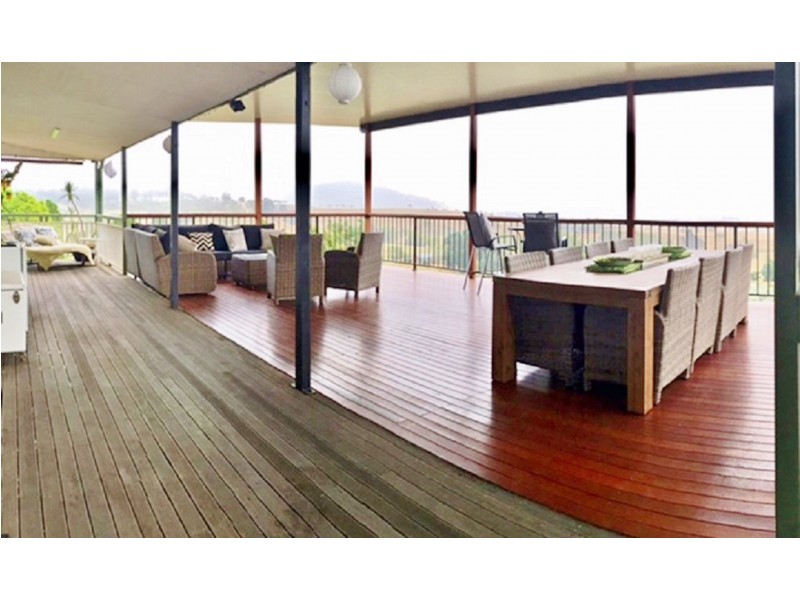 15 Stokes Ct, Summerholm QLD 4341