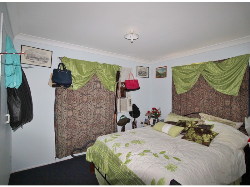 18 Pitt Rd, Laidley Heights QLD 4341