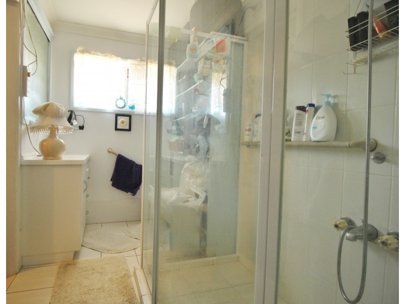 18 Pitt Rd, Laidley Heights QLD 4341