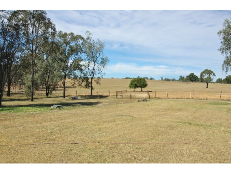 18 Pitt Rd, Laidley Heights QLD 4341
