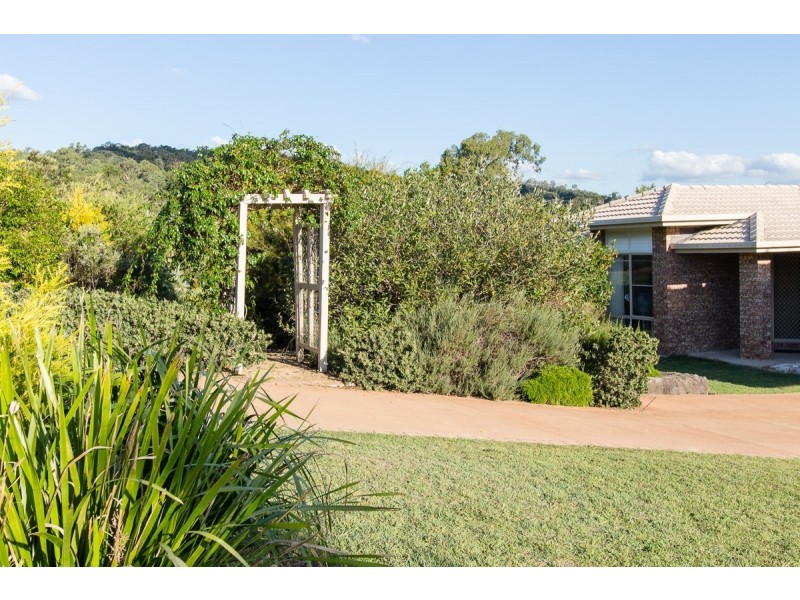 11 Bellve Ct, Plainland QLD 4341