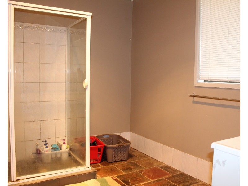 12 Amy Dr, Laidley Heights QLD 4341