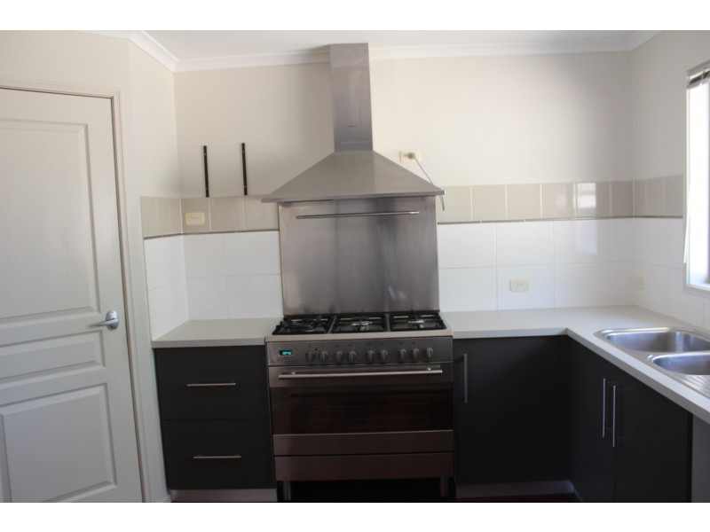 16 Bentley Dr, Regency Downs QLD 4341