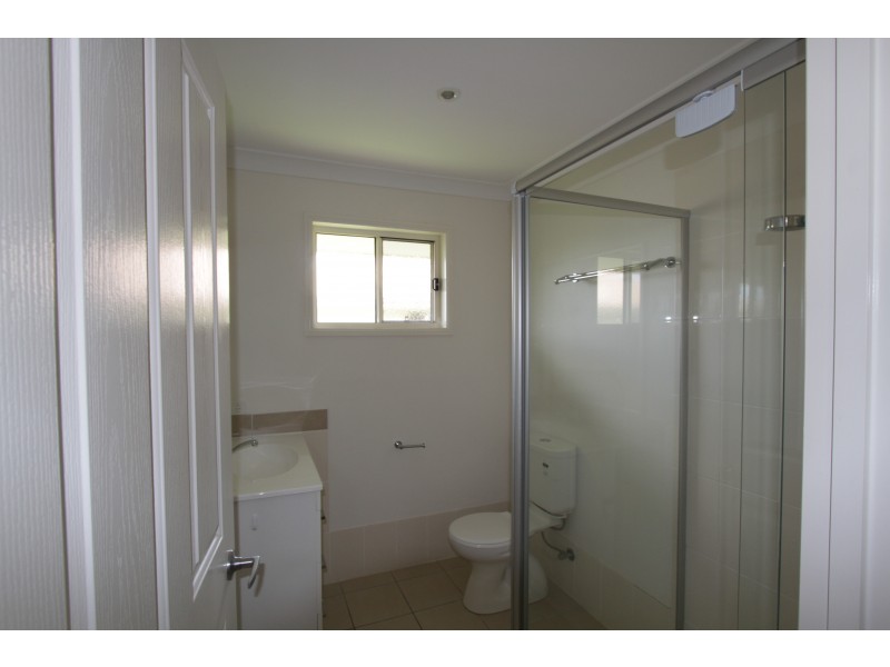 11 Ash Ave, Laidley QLD 4341