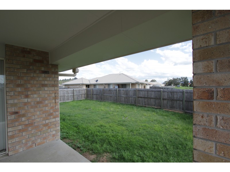 11 Ash Ave, Laidley QLD 4341