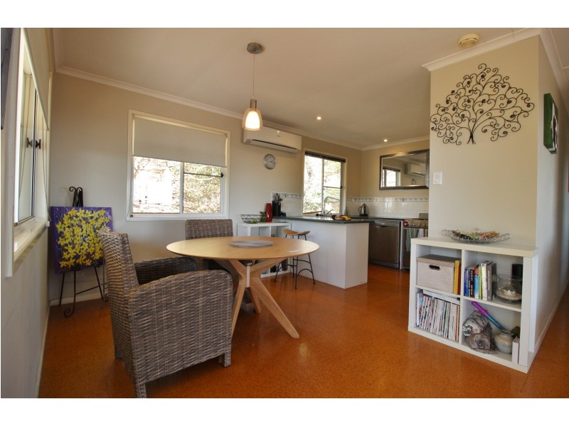 15 Stokes Ct, Summerholm QLD 4341