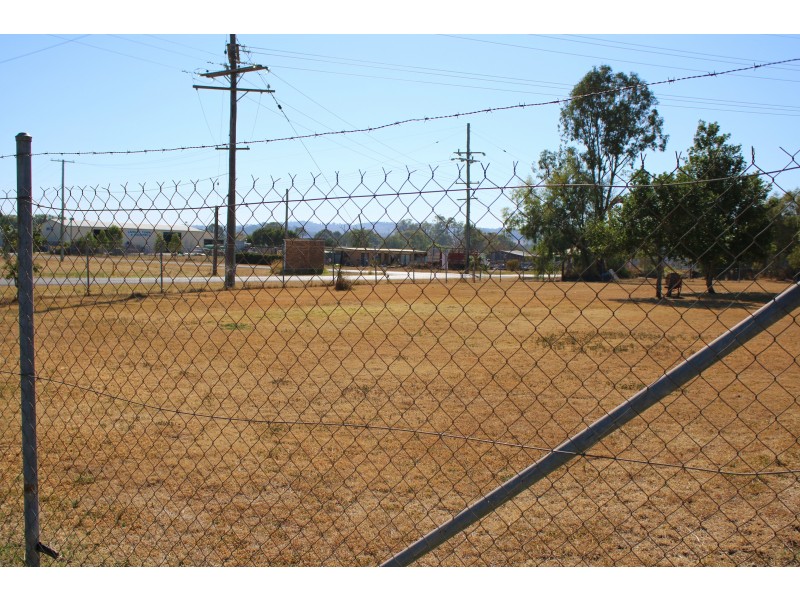 3 Grey St, Laidley QLD 4341