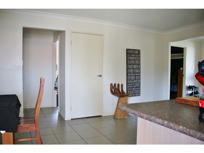 90 Douglas Mcinnes Dr, Laidley QLD 4341