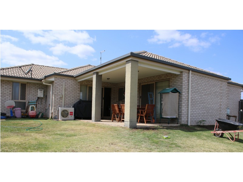 90 Douglas Mcinnes Dr, Laidley QLD 4341