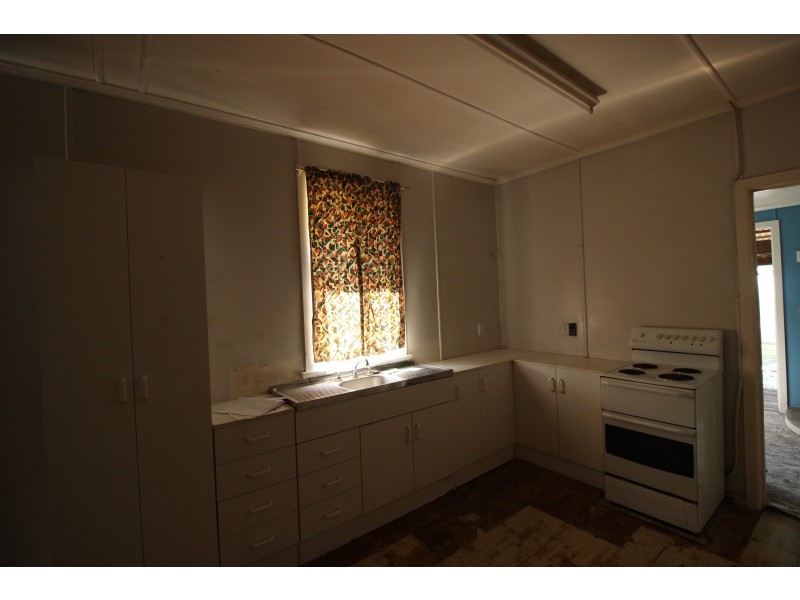 2 Plant St, Helidon QLD 4344