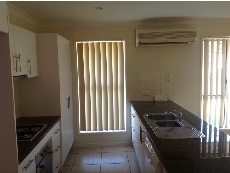 11 Stanford Pl, Laidley QLD 4341