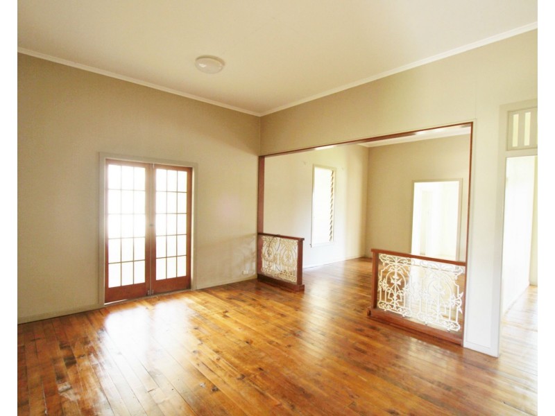 16 Church Street, Forest Hill QLD 4342