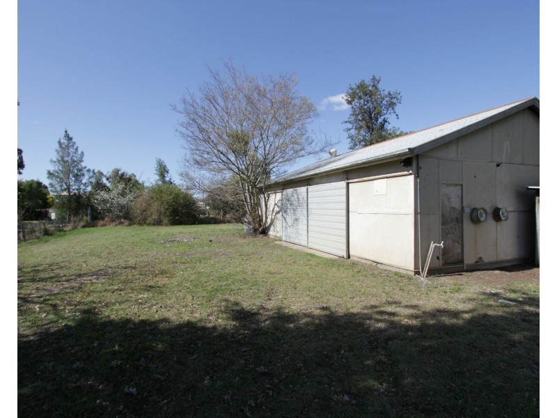 16 Church Street, Forest Hill QLD 4342