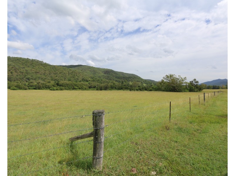 307 Mulgowie Rd, Townson QLD 4341