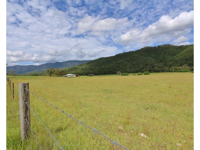 307 Mulgowie Rd, Townson QLD 4341