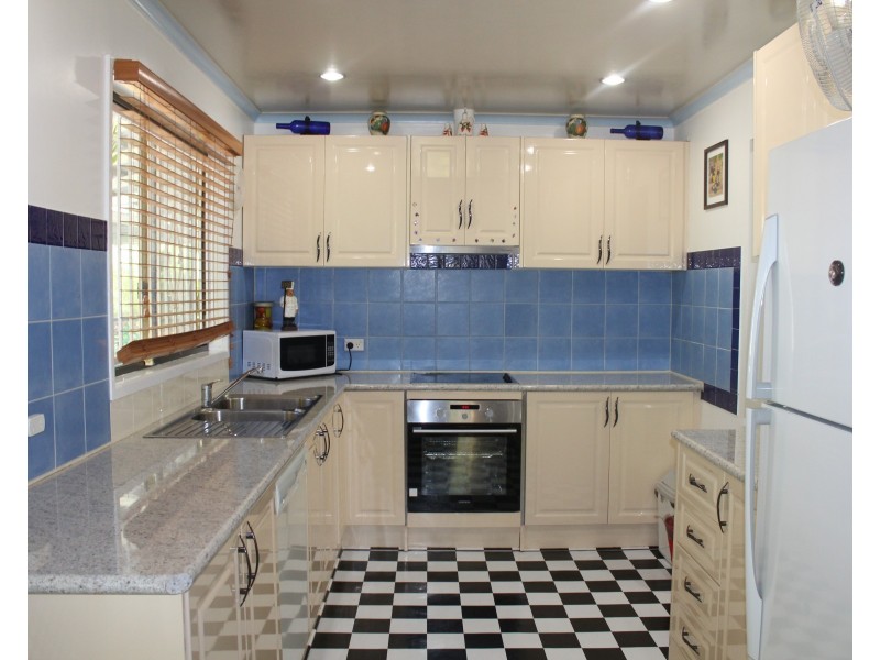 27 Summer St, Laidley QLD 4341
