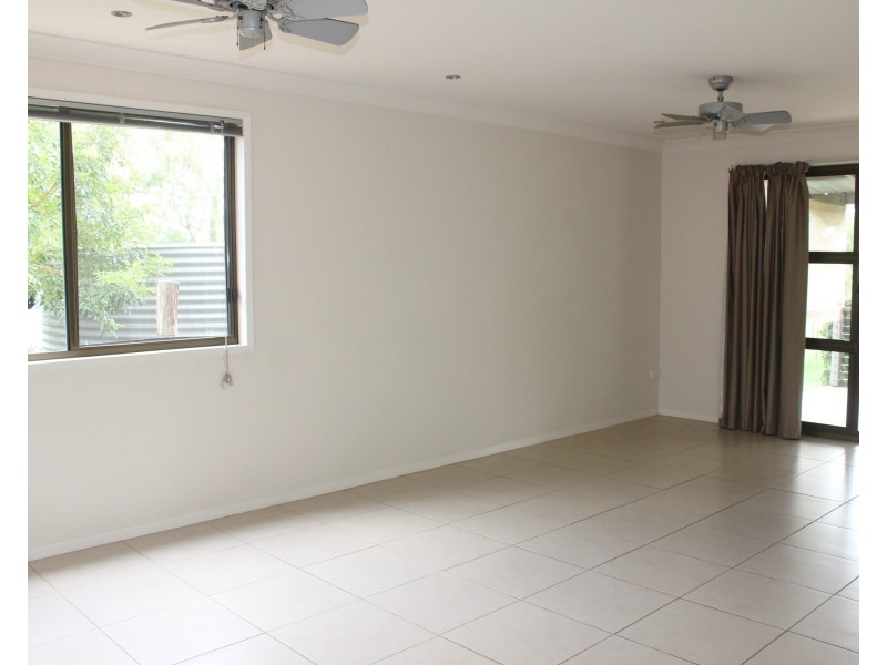 97 Gatton-Laidley Rd, Forest Hill QLD 4342