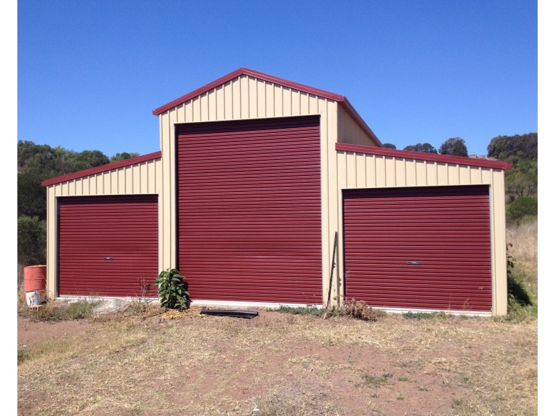 25 Lowood Hills Rd, Lowood QLD 4311