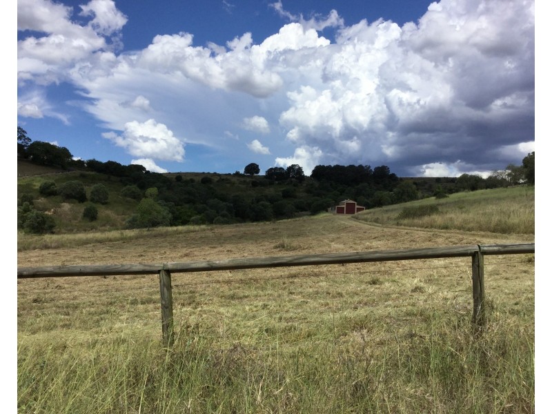 25 Lowood Hills Rd, Lowood QLD 4311