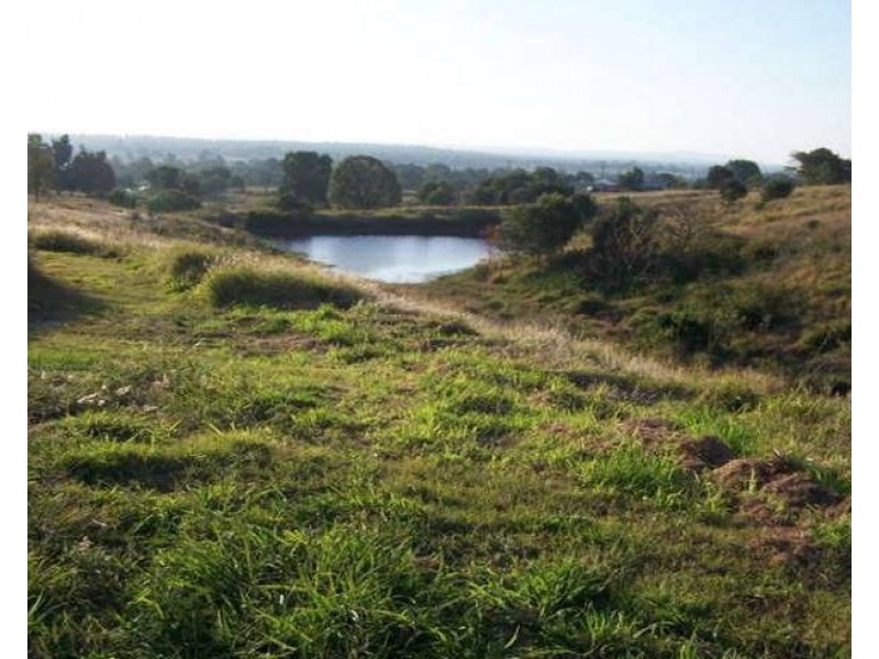 25 Lowood Hills Rd, Lowood QLD 4311