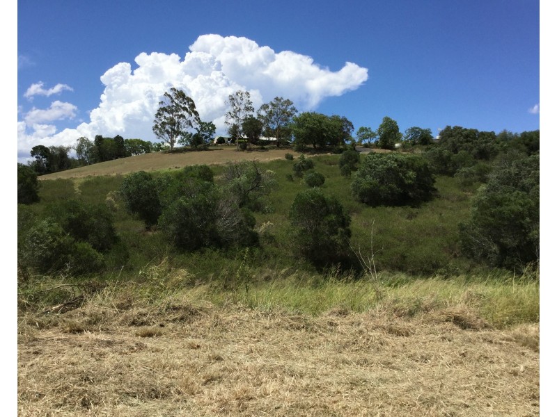 25 Lowood Hills Rd, Lowood QLD 4311