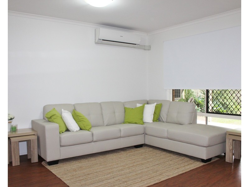 19 Bond Ct, Kensington Grove QLD 4341