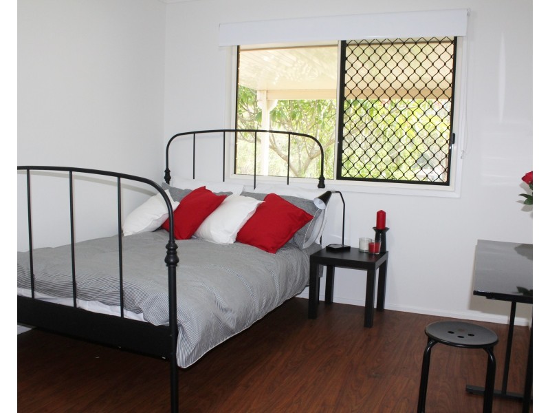 19 Bond Ct, Kensington Grove QLD 4341