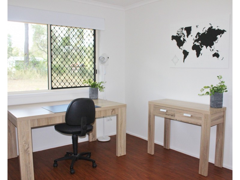 19 Bond Ct, Kensington Grove QLD 4341