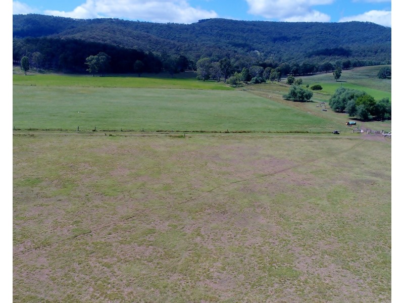 79 Mulgowie Rd, Mulgowie QLD 4341