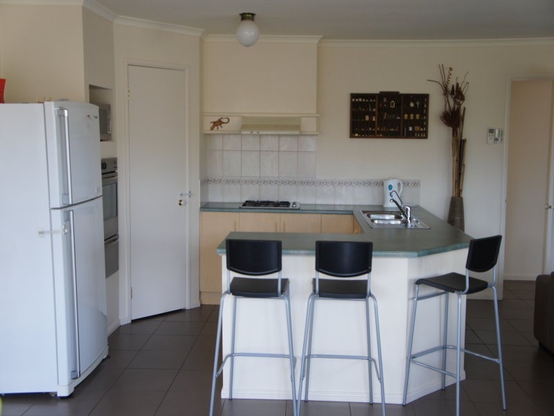 4 Hidcote Circuit, Oakden SA 5086