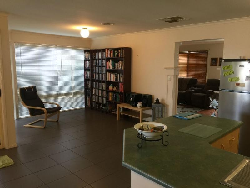 4 Hidcote Circuit, Oakden SA 5086