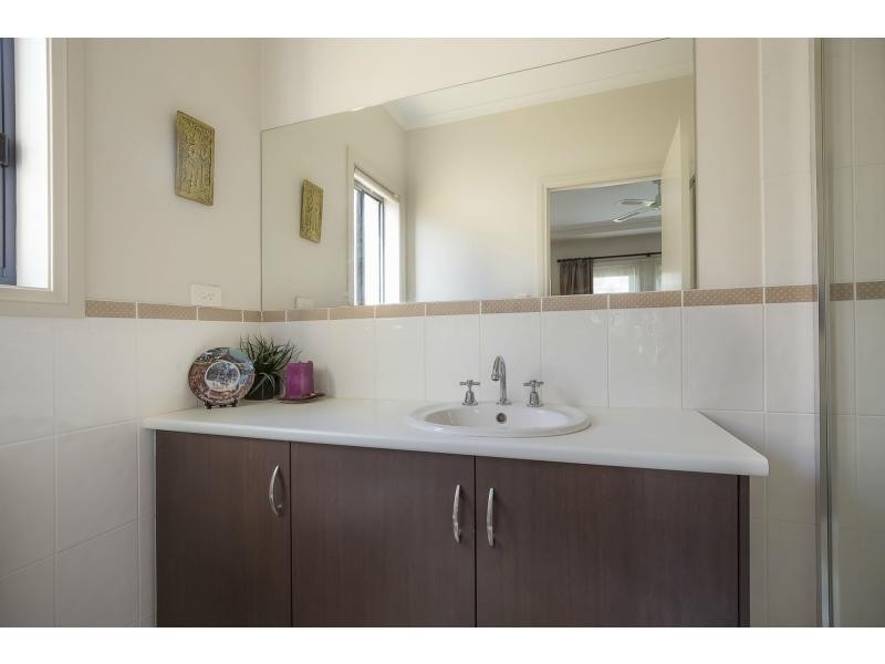 6 Swanson Street, Gilles Plains SA 5086