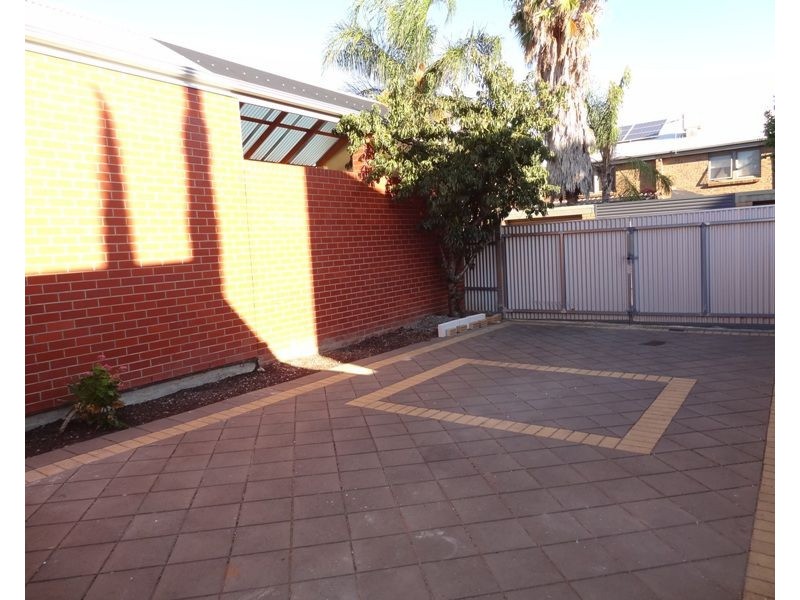 7 McLaren Street, Adelaide SA 5000