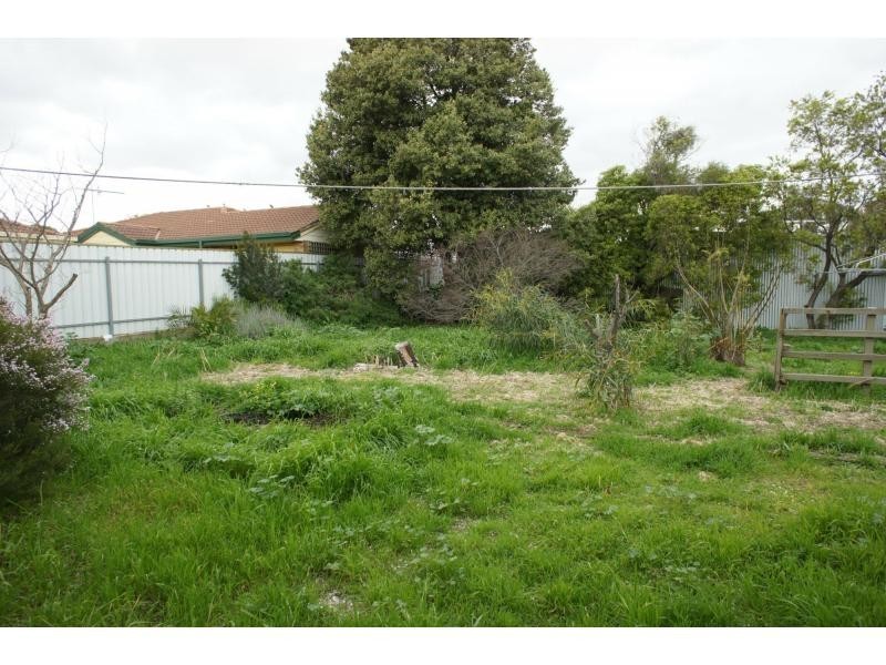 5 Andrew Avenue, Holden Hill SA 5088