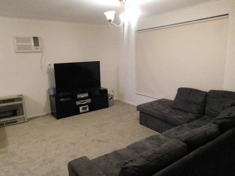 21 Bond Avenue, Burton SA 5110