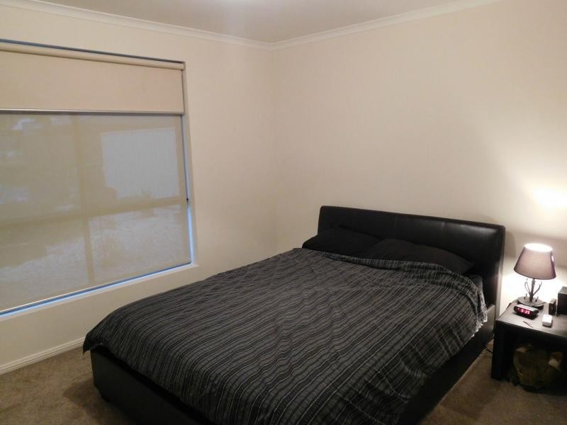 21 Bond Avenue, Burton SA 5110