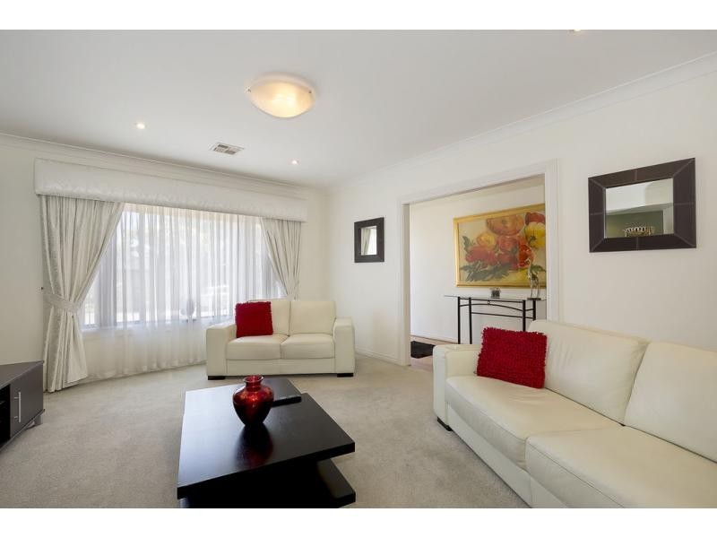 1 Kincraig Crescent, Modbury SA 5092