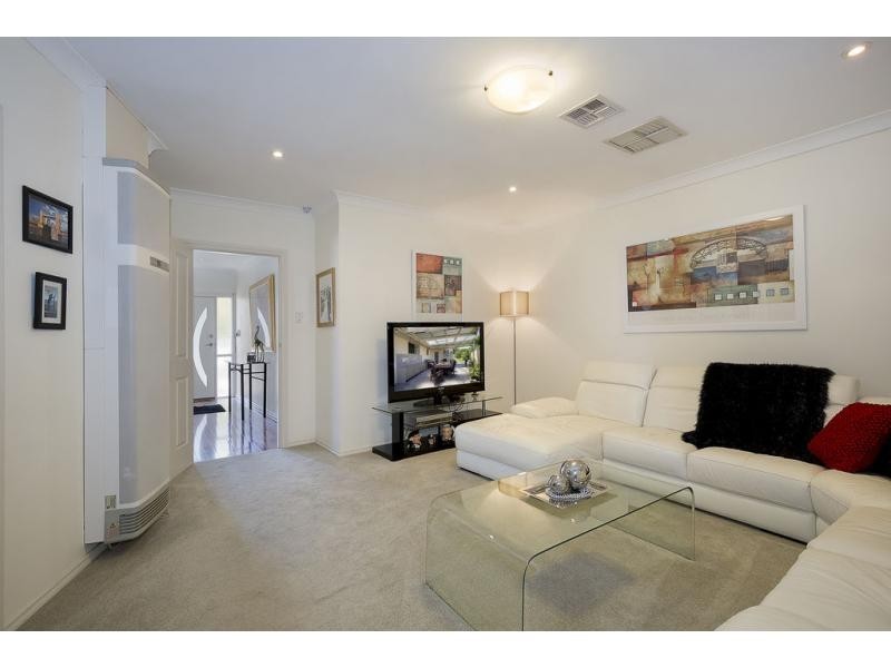 1 Kincraig Crescent, Modbury SA 5092