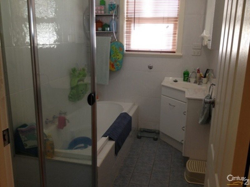 14 James Street, Vista SA 5091