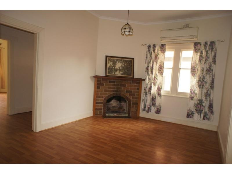 64 Eighth Avenue, St Peters SA 5069