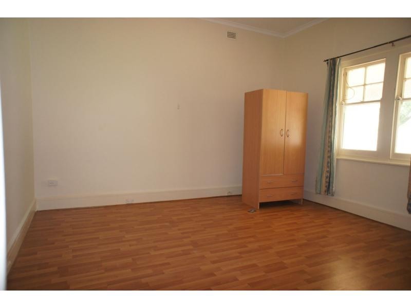 64 Eighth Avenue, St Peters SA 5069