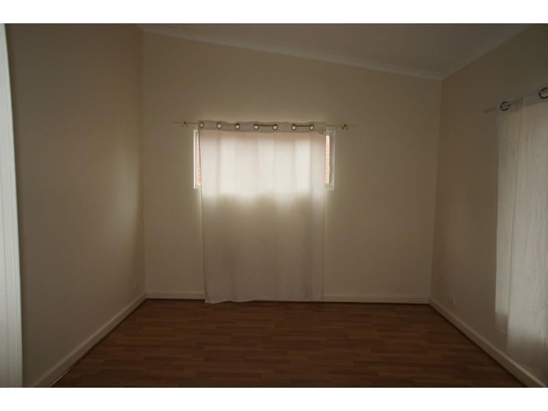 64 Eighth Avenue, St Peters SA 5069