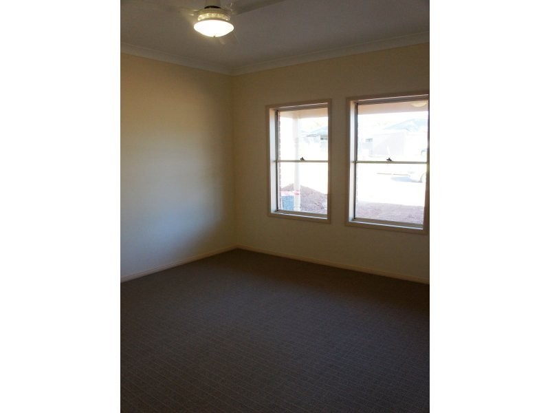 17 Woodhaven Walk, Blakeview SA 5114