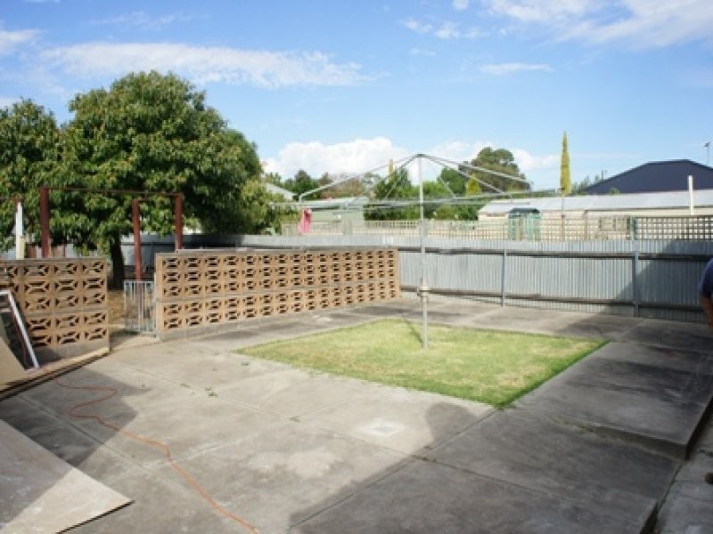 9 Kingswell Avenue, Rostrevor SA 5073