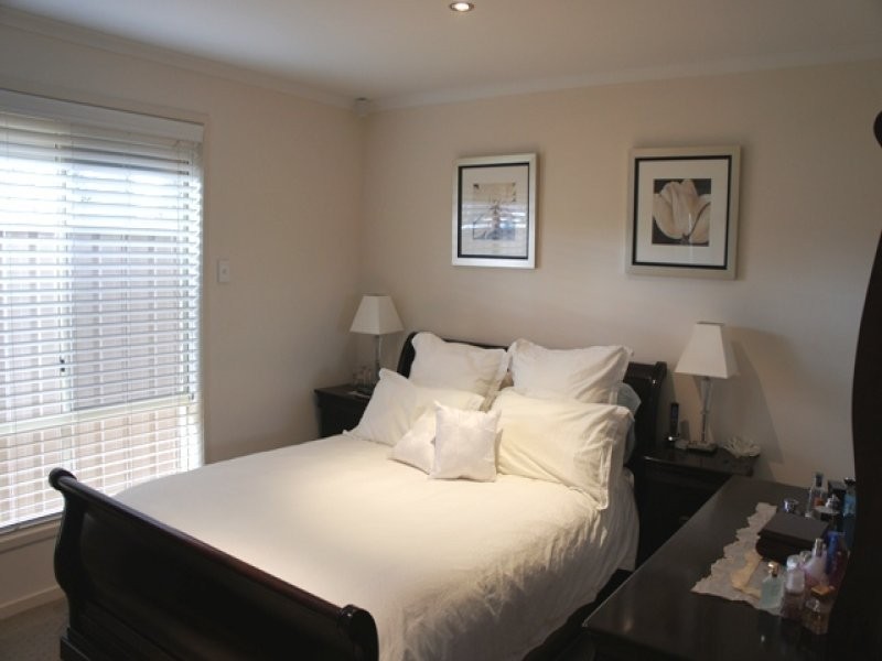 27 Gilles Crescent, Hillcrest SA 5086