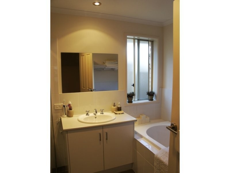 27 Gilles Crescent, Hillcrest SA 5086